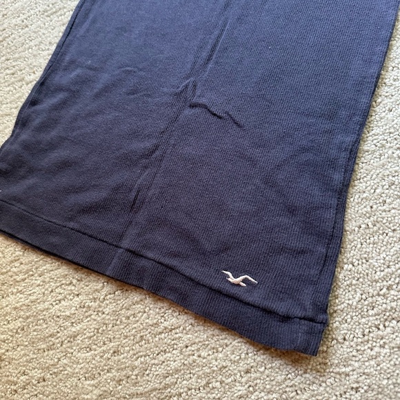 Ribbed Navy Tank Top by Hollister - Picture 3 of 3